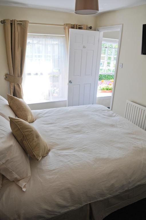 The New Court Inn Usk Habitación foto